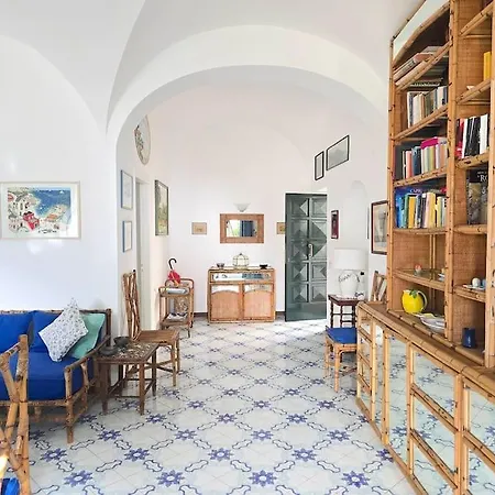 Vintage House