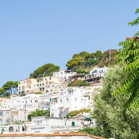 Vintage House * Capri