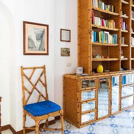 Vintage House Apartment Capri