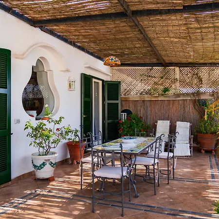 Apartment Vintage House Capri