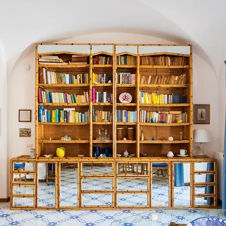 Apartment Vintage House