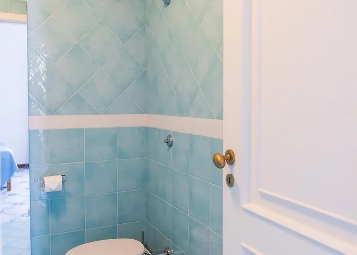 Vintage House * Capri