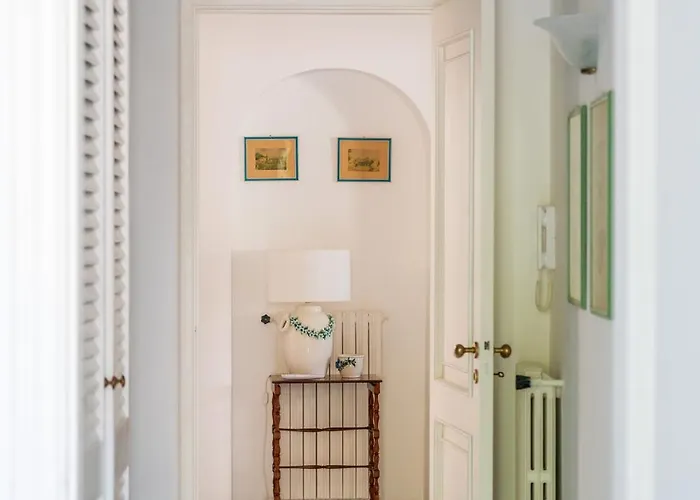 Vintage House Apartment Capri