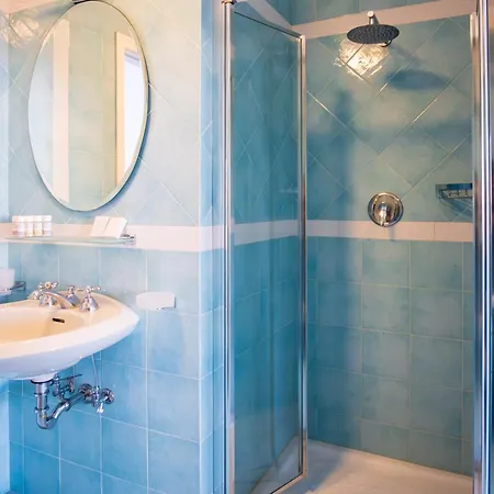 Vintage House 카프리